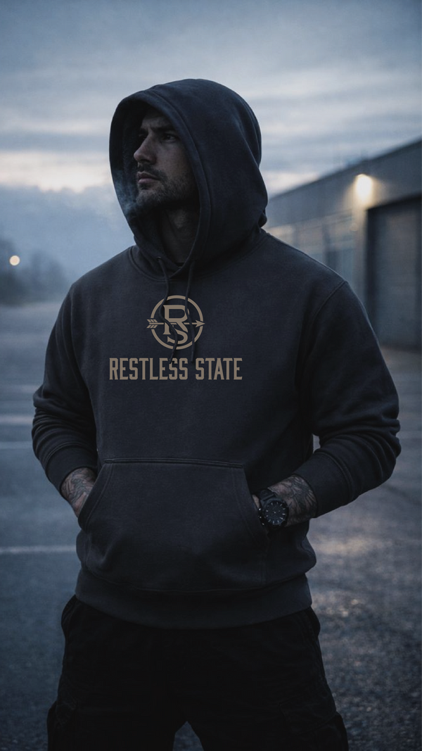 HOODIES & TEES